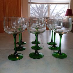 Set Of 9 Vintage Luminarc Emerald Green Stem Wine Glasses 