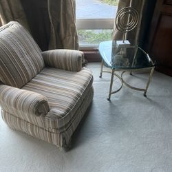Old and chair and coffee table  for sale 