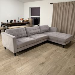 Sectional Couch 