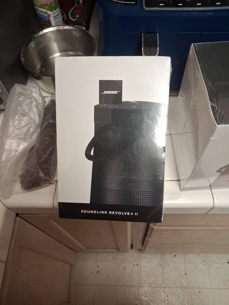 BOSE Soundlink Revolve + II