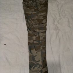 Wrangler Flex Tapered Cargo Pants. Mens Size 29 - 30.