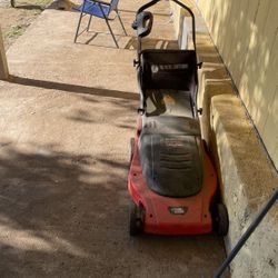 electric lawnmower