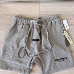 1:1 Essentials Shorts 