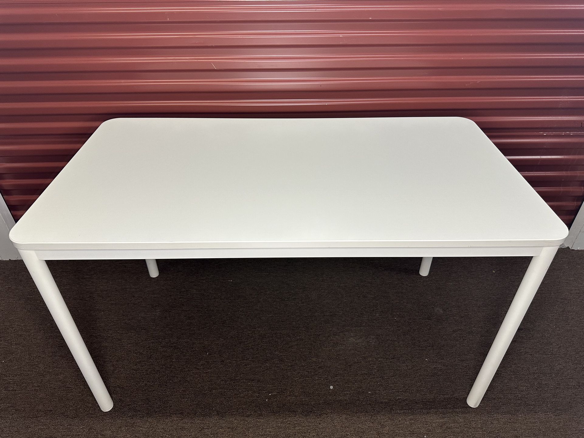IKEA TOMMARYD WHITE METAL TABLE OFFICE HOME FURNITURE GAMING 51 1/8x27 1/2 "