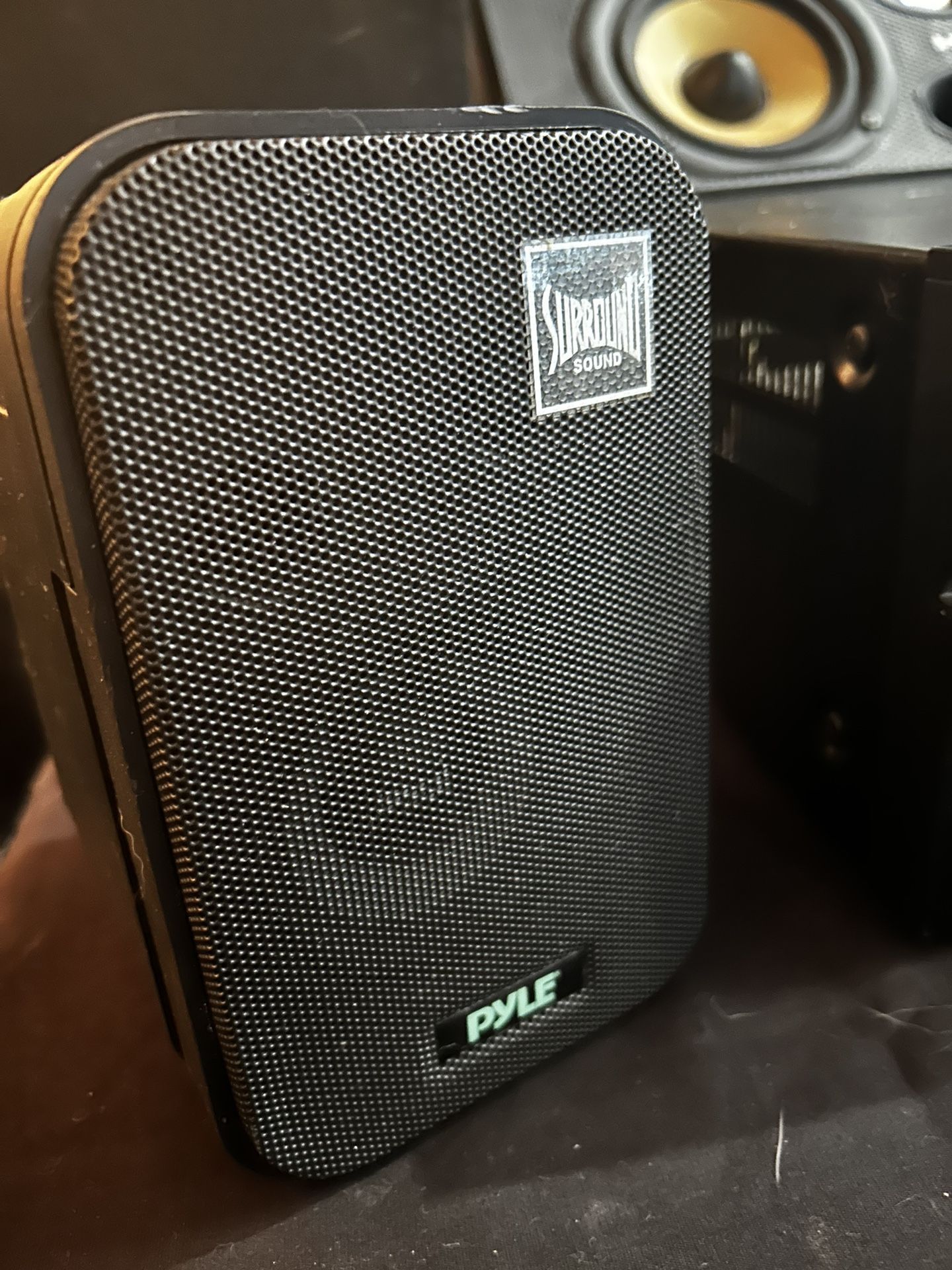 Pyle PDMN-28 Speakers