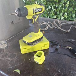 Excellent Condition Ryobi Drill And Bit Kit