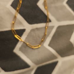 22 Inches Paperclip Necklace 