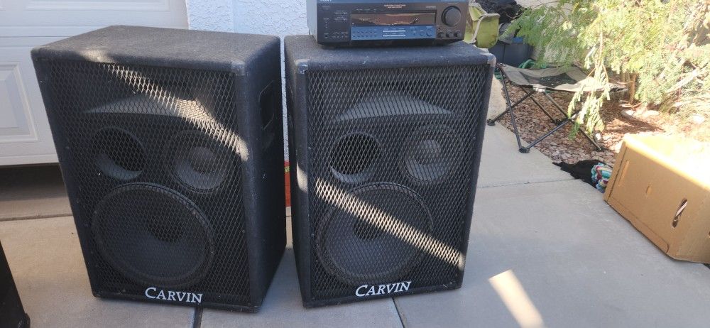2 Speakers And Sony Amplifier/ Receiver