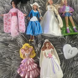 Vintage 90’s McDonald’s Mini Barbie Dolls.