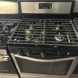Whirlpool Gas Stove W/5 Burners