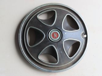 Datsun 240z Stock Oem Hubcaps 14”