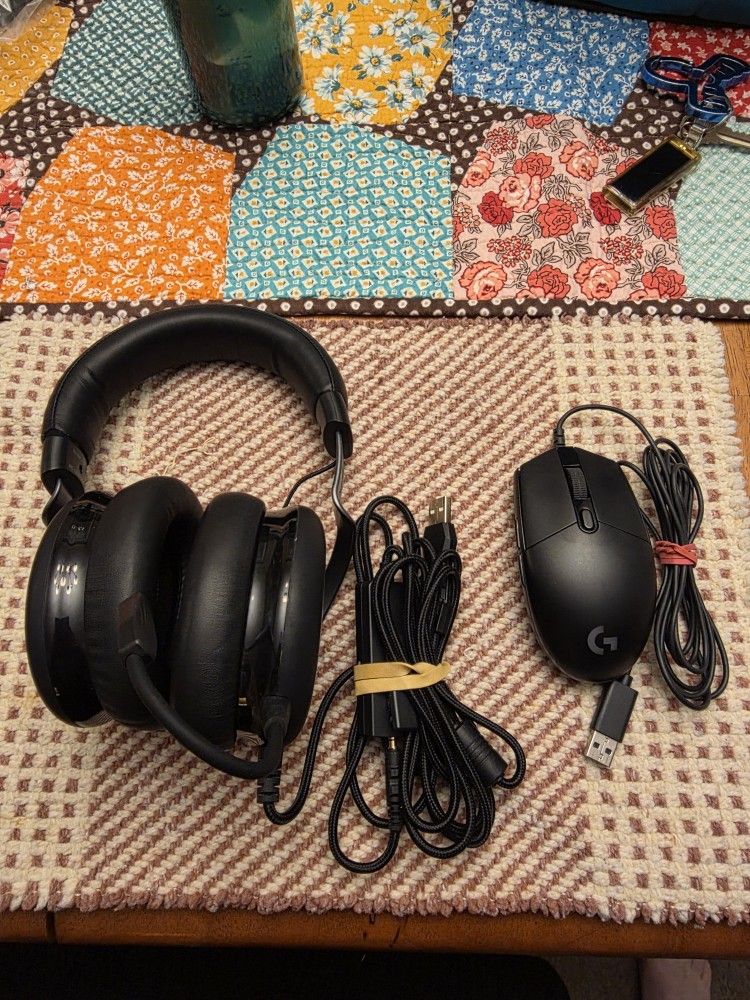 Gaming mouse and headset