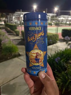 Versace: Blue Jeans