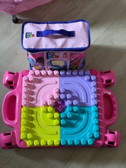 MEGA BLOKS First Builders Build 'n Learn Table Toddler Blocks Set, Pink Portable Activity Table, 30 Pieces, Built-In Storage, Preschool Kids Ages 1+ Y