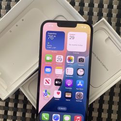 iPhone 13 (256GB - Unlocked)