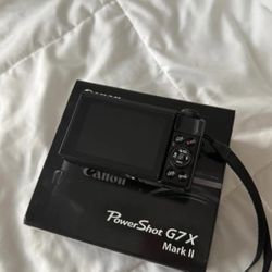 Canon PowerShot G7x Mark II