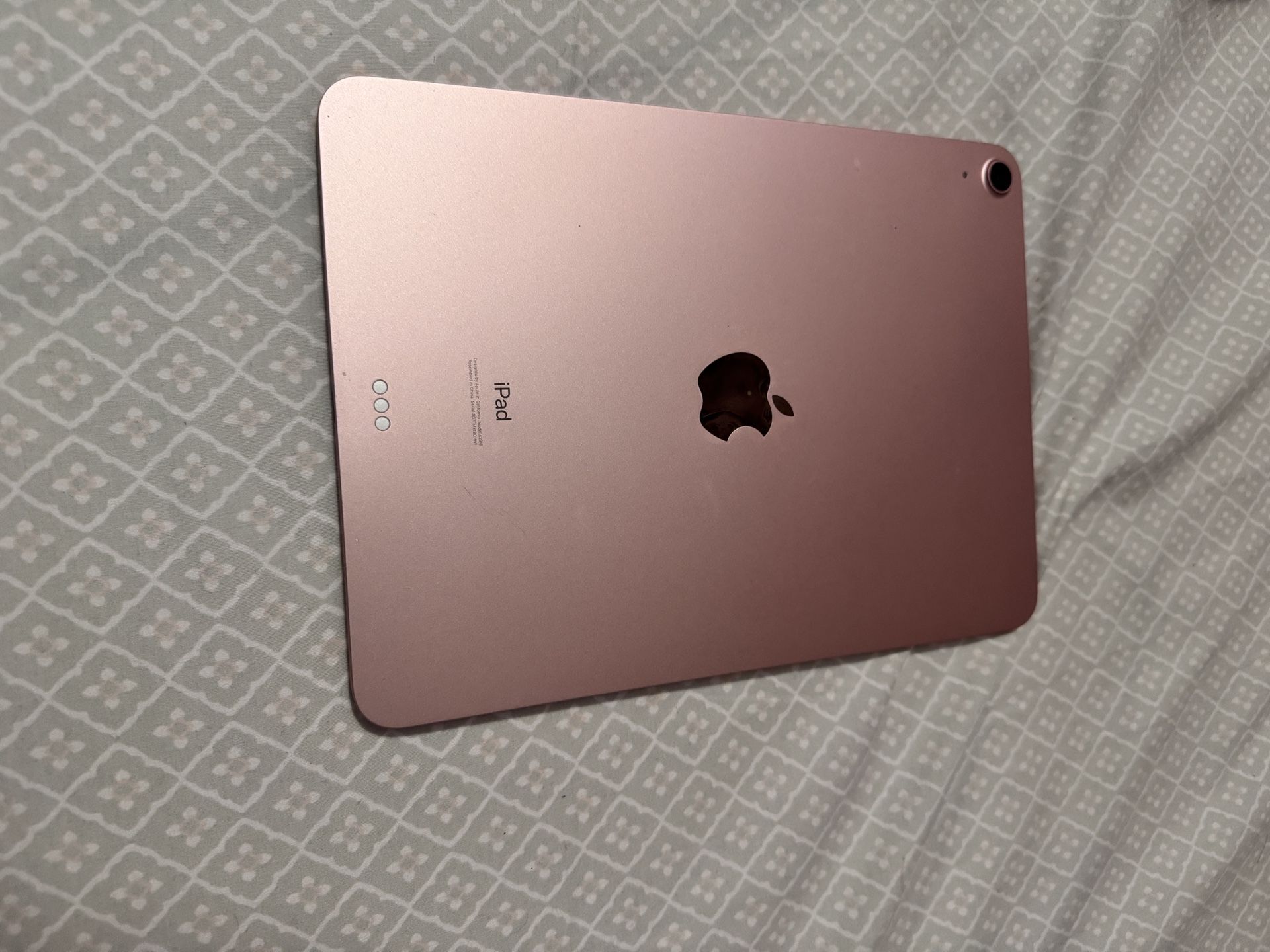 ipad air gen 4 250 GB pink