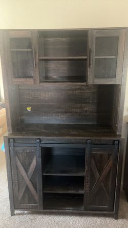 Rustic Farmhouse Buffet Cabinet with Hutch