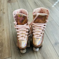 Women’s Roller Skates 