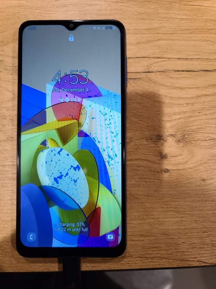 Samsung Galaxy A-12