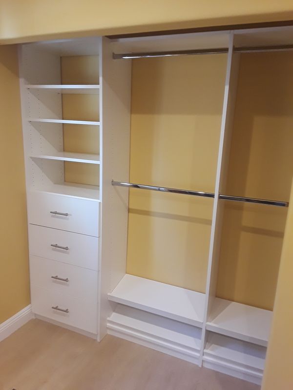 Closet De Pared A Wall To With Slanted Shoe Closet De Pared A Wall To With Slanted Shoe Shelves All White