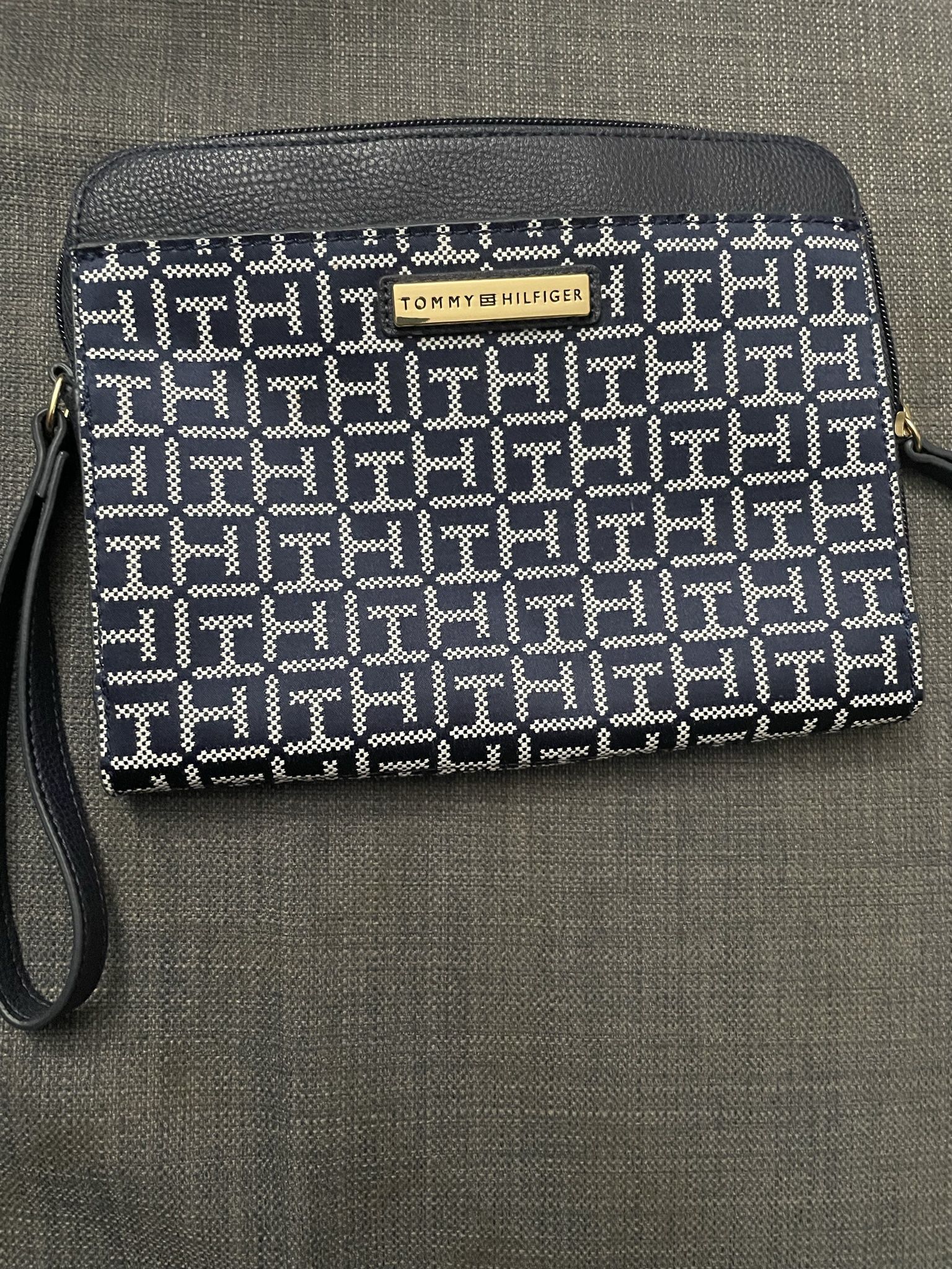 Tommy Hilfiger Wristlet