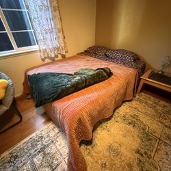 QUEEN MATTRESS AND FRAME 