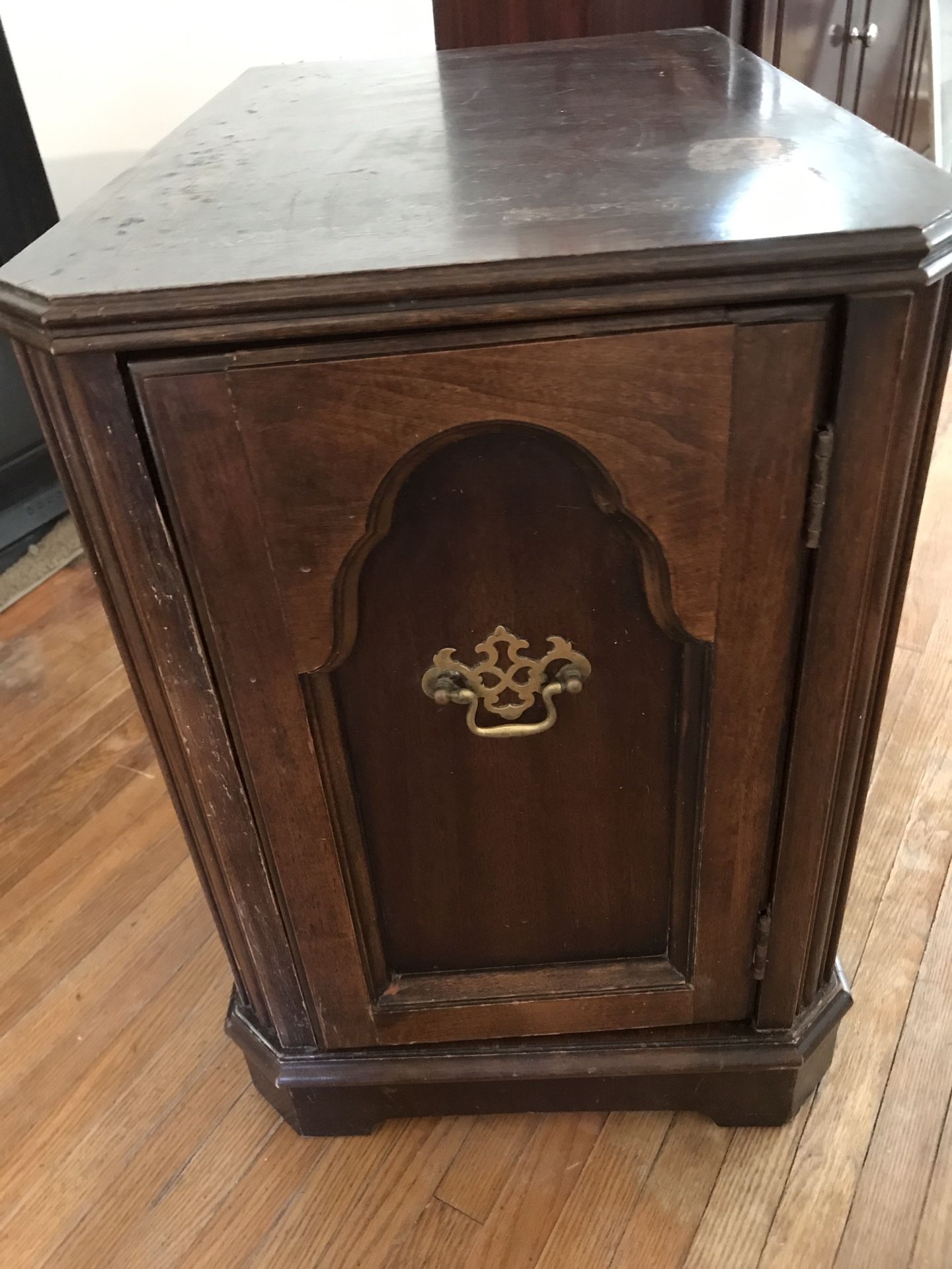 (Lane) End Table or Night Table or Side Cabinet  16 X 25 X 22 h