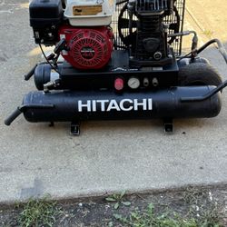 Hitachi 4.0 hp 9 gallon compressor, everything works fine, just cash.