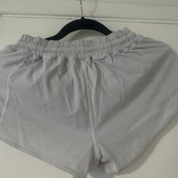Lululemon Size 6 ( S-M ) 