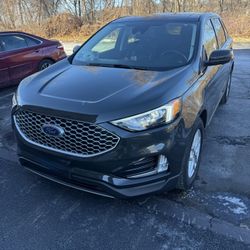 2023 Ford Edge