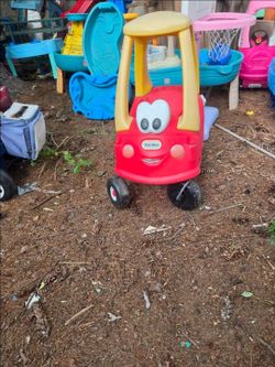 Little Tikes Cozy Coupe Ride-On Toy ..the price is firm