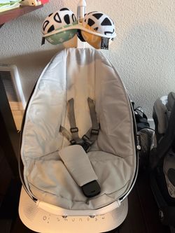 Mamaroo Baby swing
