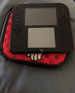 Nintendo 2ds with carrying case and charger