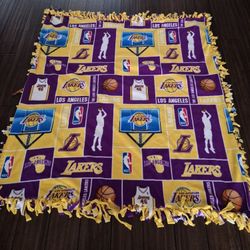 Cozy, Hand-Tied Fleece Blanket 🏀