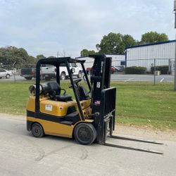 Cat/Mitsu Forklift 2200 Hrs Super Clean No Leaks Excellent Runner 