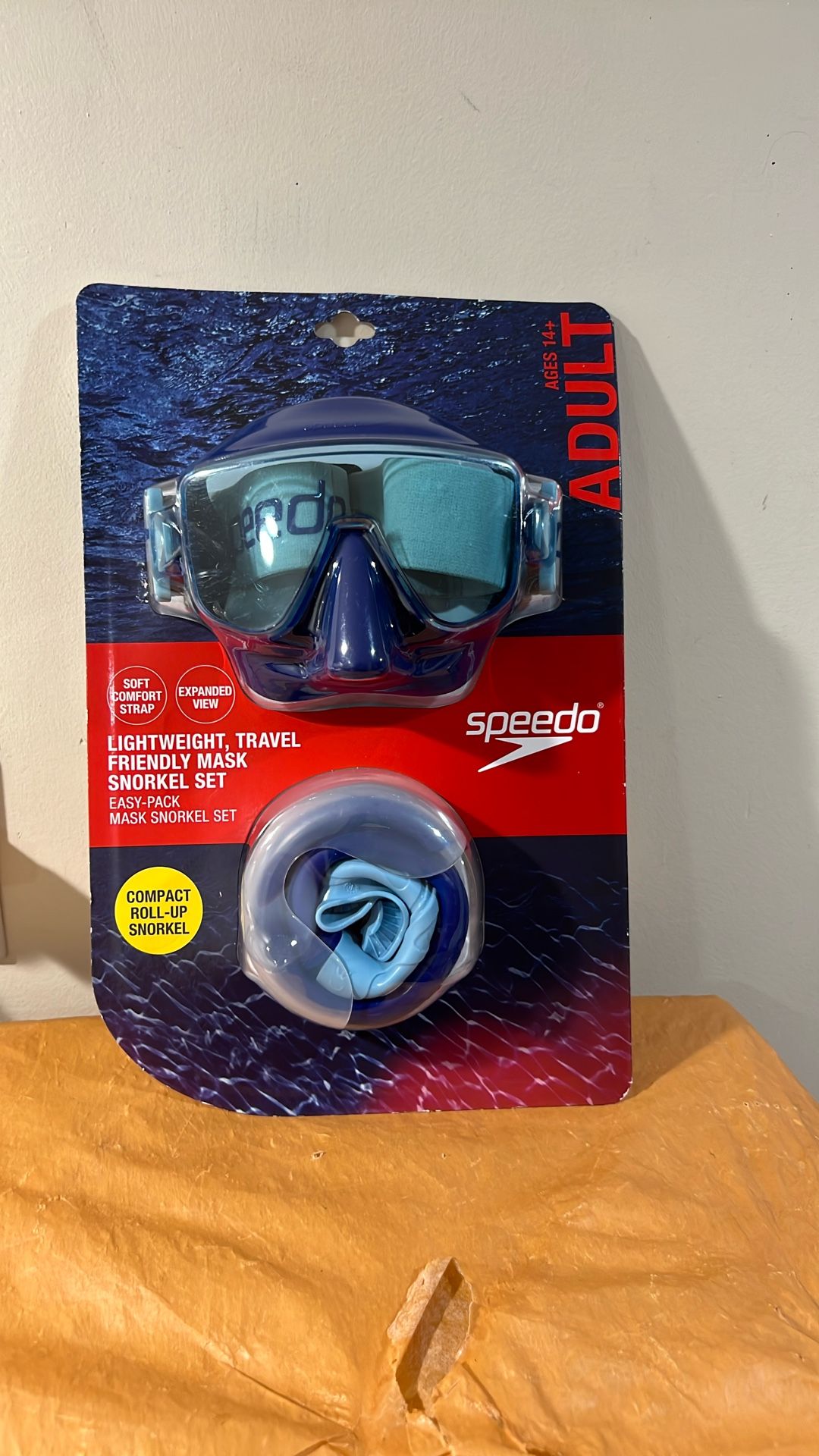 Speedo Lightweight, Travel Friendly Mask Snorkel Set