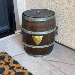 Antique Wooden Firkin w/ Original Metal Liner & Lid (Late 1800s–Early 1900s)