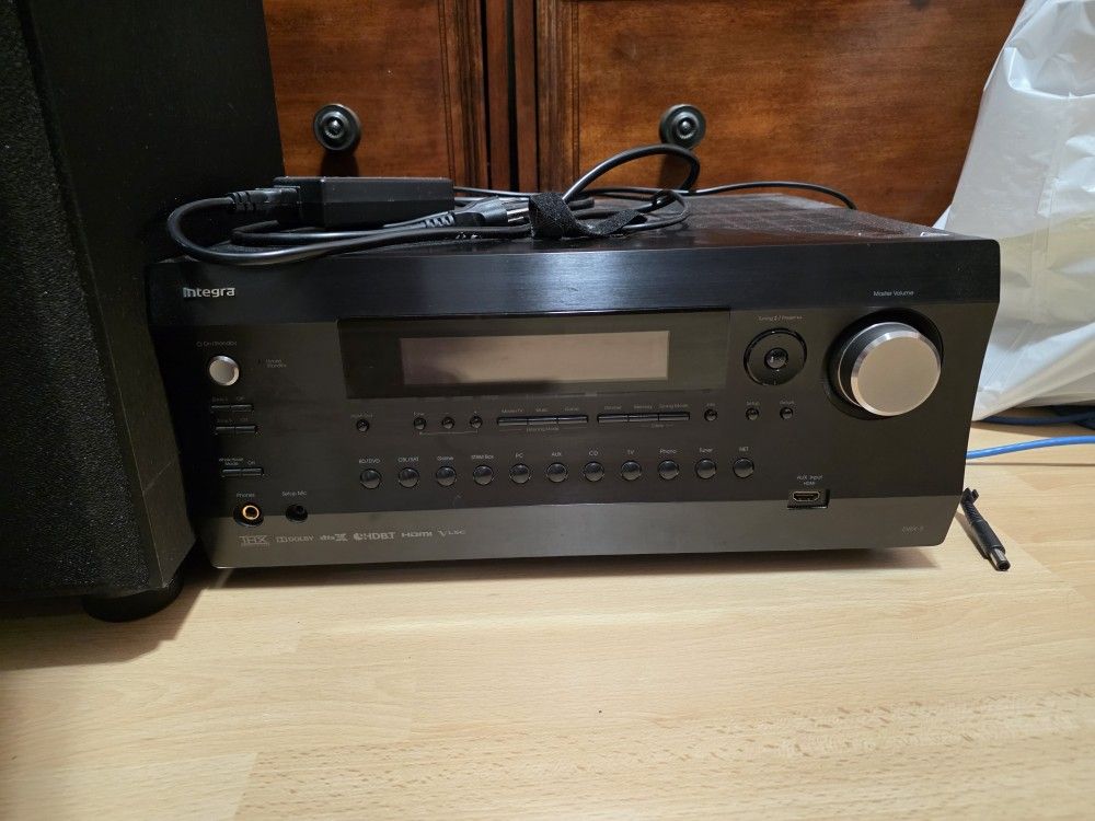 5.2 Channel Amplifier With Wireless Subwoofer