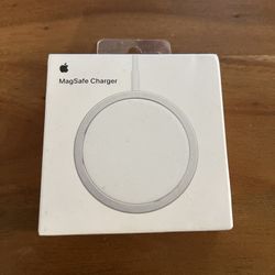 Apple MagSafe Charger. 