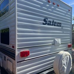 04 salem 23 feet travel trailer 