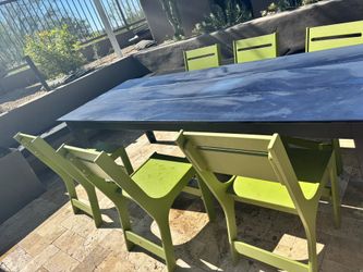 Loll Table Set With Lounge Chairs