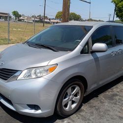 2013 Toyota Sienna