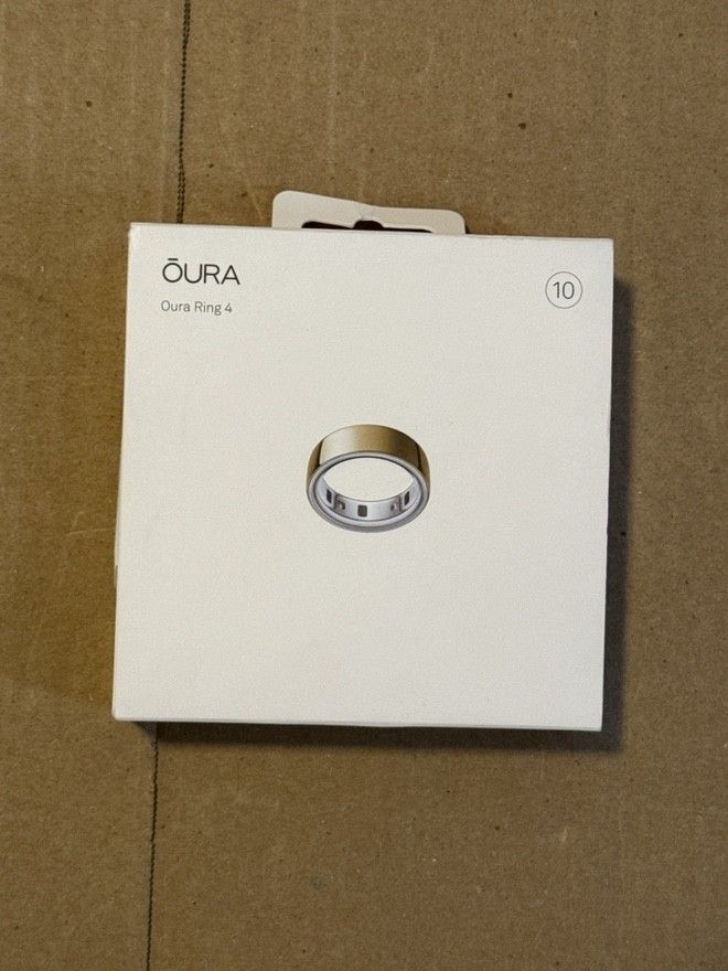 Oura Ring 4 - Smart Ring Size 10 - Gold - (2024) SEALED MSRP 499$

