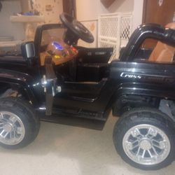 Aosom 12 V Kids Electric Ride -On Toy Car