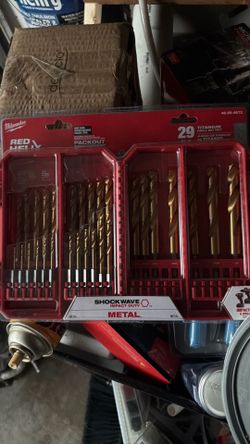 Milwaukee drill bit set