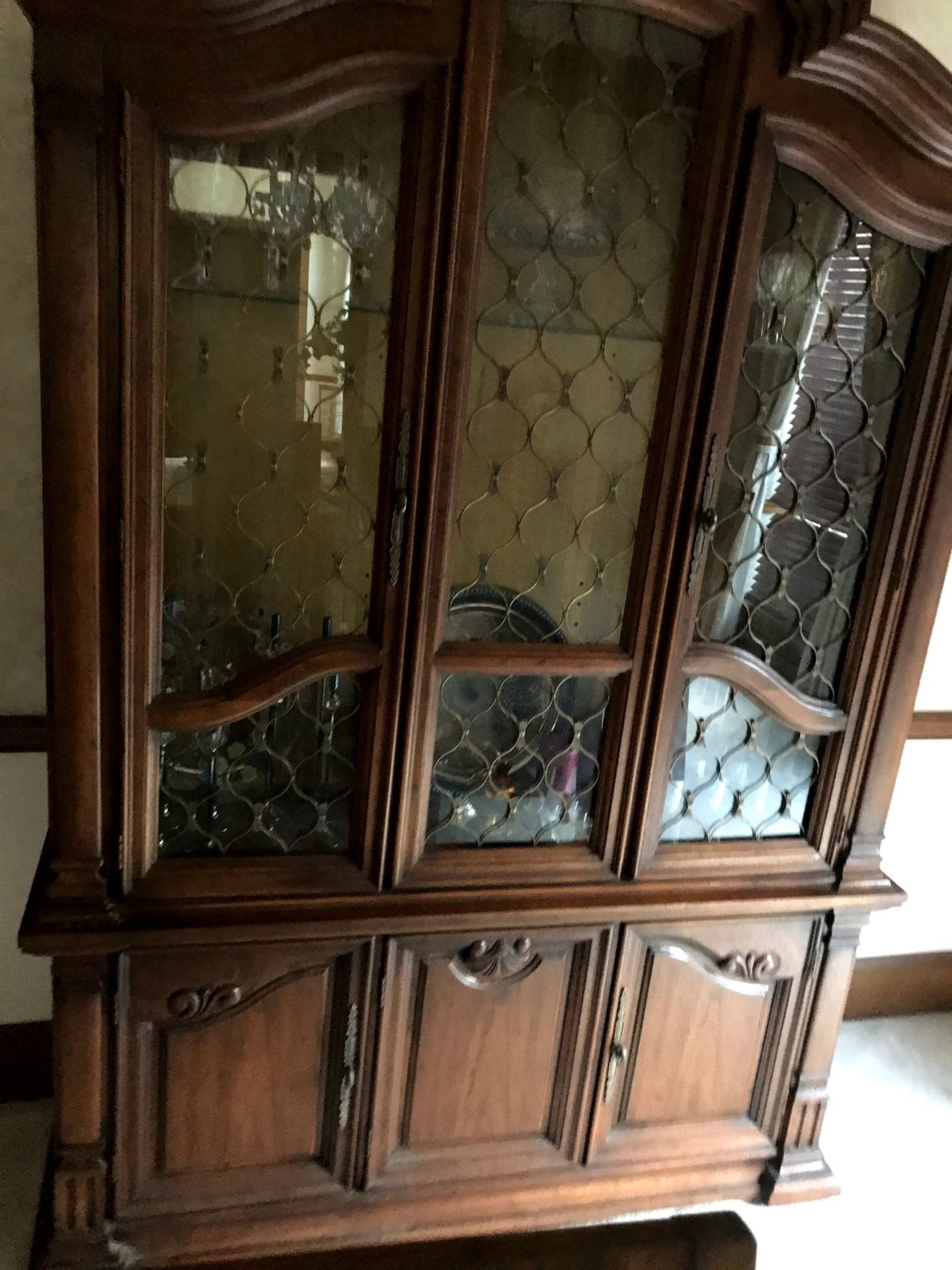 Drexel Heritage Estorado Collection China Cabinet With Interior Lighting