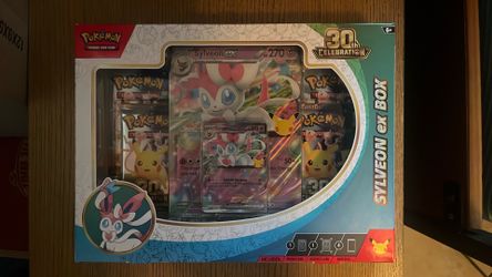 Pokémon TCG Sylveon ex Box 30th Celebration