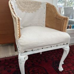 CHAIRS - SHABBY CHIC