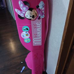 Minnie Mouse Toddler Bed 